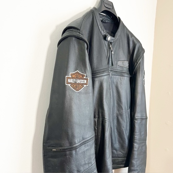 Harley-Davidson 2008 Black Leather Biker Jacket w/Air Vents, Ties for Snug Fit - Picture 4 of 17